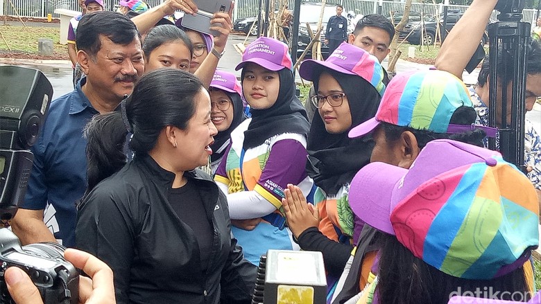Tinjau Wisma Atlet Kemayoran, Menko Puan: Standarnya Bintang 3 Tinjau Wisma Atlet Kemayoran, Menko Puan: Standarnya Bintang 3
