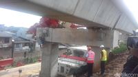 Tim KNKT dan Puslabfor Cek Lokasi Crane Jatuh di Jatinegara
