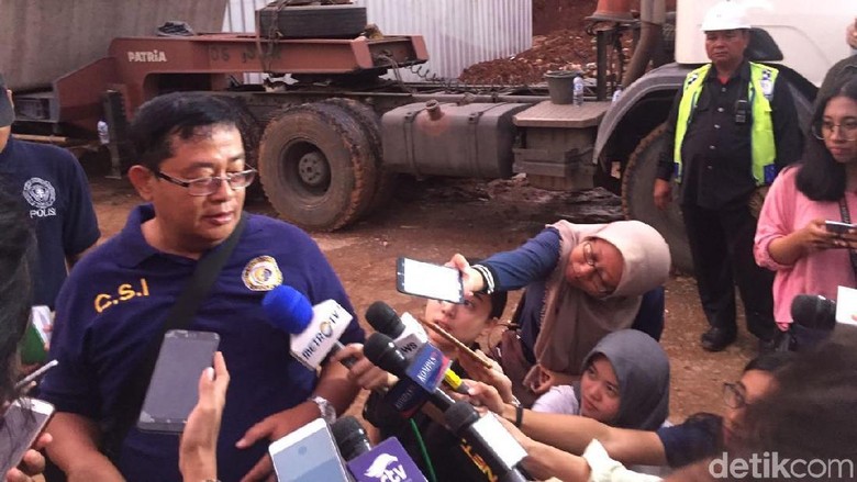 Puslabfor Lanjutkan Pemeriksaan Crane Jatuh di Jatinegara Besok Puslabfor Lanjutkan Pemeriksaan Crane Jatuh di Jatinegara Besok