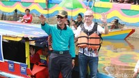 Wali Kota Palembang, Harnojoyo menyebut berubahnya wajah Sungai Sekanak menjadi Sekanak Bersolek, merupakan salah satu bukti serius pemkot dalam melakukan usaha revitalisasi sungai. (Raja Adil/detikTravel)
