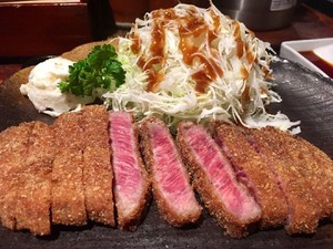 Mau Cicip Gyu Katsu yang Lagi HIts? Datang Saja ke Sini!