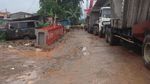 Foto: Lokasi Crane yang Ambruk di Jatinegara