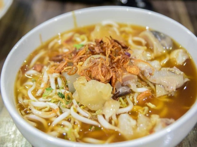 Enaknya Pagi Ini Jajan 5 Mie Berkuah Kental yang Gurih Mulur