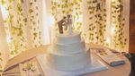 So Sweet! Ada Sosok Anjing Kesayangan di Cake Pernikahan Pasangan Ini
