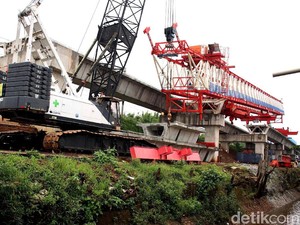 Ini Data 4 Korban Tewas Crane Jatuh di Jatinegara