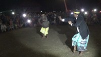 Dulu tahun 1942 saya masih kecil sudah belajar Mencak Sangge di kampung ini. Silat ini jauh sebelum saya lahir telah ada. Silat ini rahasia, hanya dari kalangan keluarga yang mempelajarinya dulu dan diwariskan turun-temurun, kata Sirajuddin.  