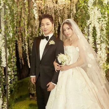 Nikahi Taeyang Bigbang, Min Hyo Rin Menawan Bergaun Oscar de la Renta