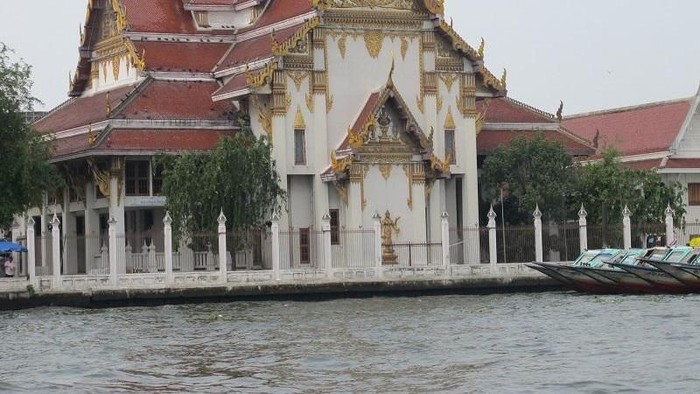 Wisata Sungai Chao Phraya Bangkok