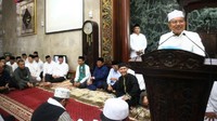 JK memandang Somad punya kadar keilmuan yang mumpuni, namun itu tak lantas menjadi jarak dengan publik umum yang dia beri ceramah (Foto: dok. Istimewa)