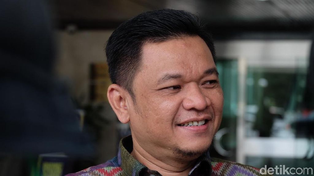 Susi Penuhi Syarat Cawapres, Golkar Tetap Perjuangk an Airlangga Susi Penuhi Syarat Cawapres, Golkar Tetap Perjuangkan Airlangga