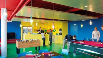 Beragam permaianan untuk melepas stress kalau suntuk bekerja. Foto: google