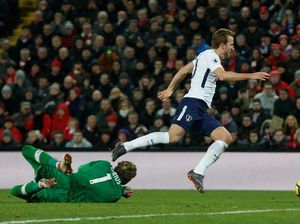 Van Dijk Sebut Kane Diving, Spurs Tak Harusnya Diberi Penalti Kedua