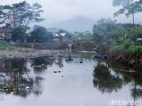 RI Gandeng Korsel Awasi Pencemaran Limbah Industri di Sungai Citarum