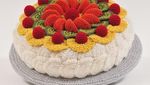 Bikin Ngiler! Ada Rajutan Bentuk Ham, Kue Ulang Tahun dan Lobster