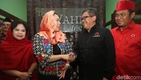 Hasto Kristiyanto diterima oleh Direktur Eksekutif The Wahid Institude Yenny Wahid, Senin (5/2/2018).