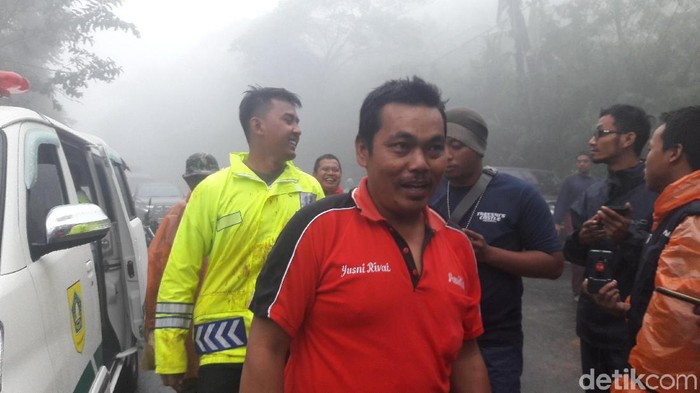 Cerita Sopir Angkot yang Lolos dari Maut Saat Longsor Puncak