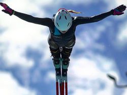 Mengintip Aksi Atlet Seksi Bintang Iklan GoPro