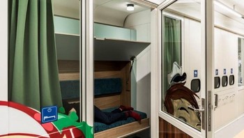 Kalau capek, bisa tidur sejenak di tempat ini. Foto: google