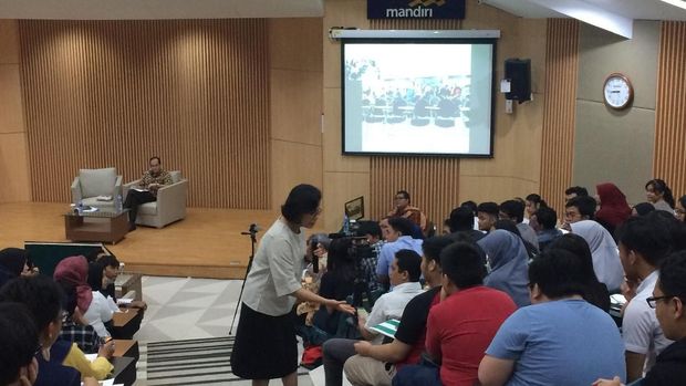 Sri Mulyani di UI