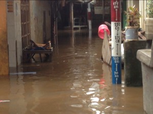 Siaga Banjir, Warga Bantaran Sungai Ciliwung Diimbau Waspada
