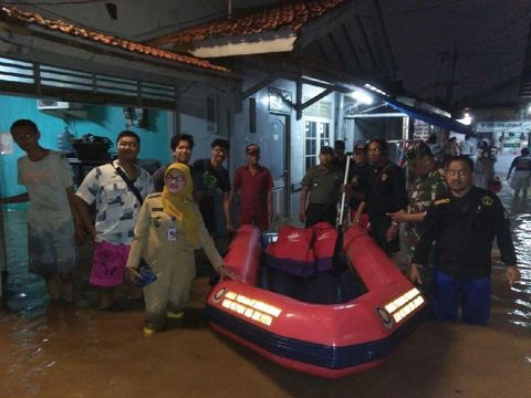 Kondisi air terus meningkat sejak sore hari tadi