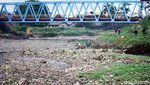 Jorok! Sampah Menumpuk di Sungai Citarum Lama