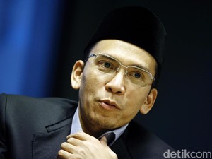Tak Cuma AHY, Demokrat Juga Tawarkan TGB di Bursa Pilpres