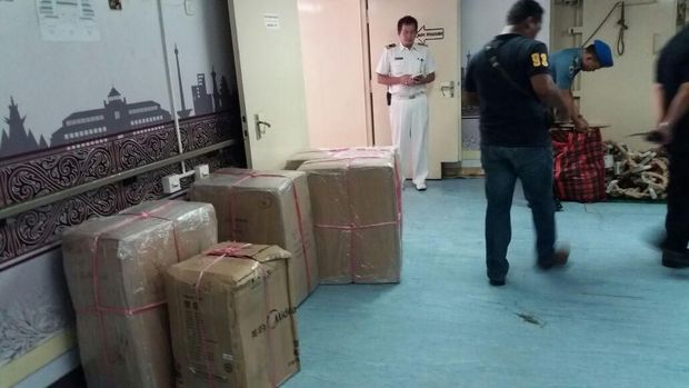 Jaga Perairan Belawan, TNI AL Amankan Barang Ilegal Penumpang