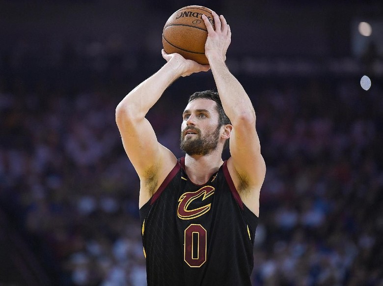 Frustrasinya Kevin Love: Empat Tahun dapat 15 Cedera Frustrasinya Kevin Love: Empat Tahun dapat 15 Cedera