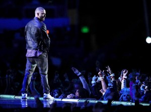 Netizen Tuding Justin Timberlake Tak Hargai Prince karena Ini