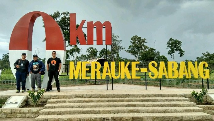 Melihat Sota Titik 0 Km Indonesia di Merauke