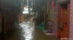Melihat Lebih Dekat Kondisi Banjir 125 Cm di Kampung Melayu Melihat Lebih Dekat Kondisi Banjir 125 Cm di Kampung Melayu