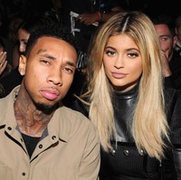 Sejak 2014, Kylie dan Tyga dikabarkan pacaran. Namun saat itu keduanya membantah. Foto: Getty Images