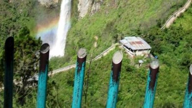 air terjun sipiso piso
