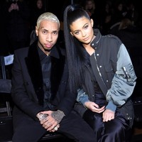 Di ulang tahun Kylie ke-18, rapper yang merupakan mantan tunangan Blac Chyna itu memberikan Ferrari.  Foto: Getty Images