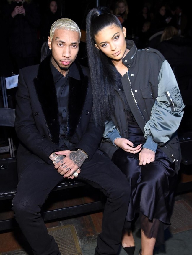 Di ulang tahun Kylie ke-18, rapper yang merupakan mantan tunangan Blac Chyna itu memberikan Ferrari.  Foto: Getty Images