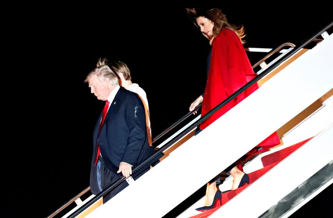  Sebelumnya, Melania juga tampil modis saat mendarat di Florida baru-baru ini. (Foto: Reuters)
