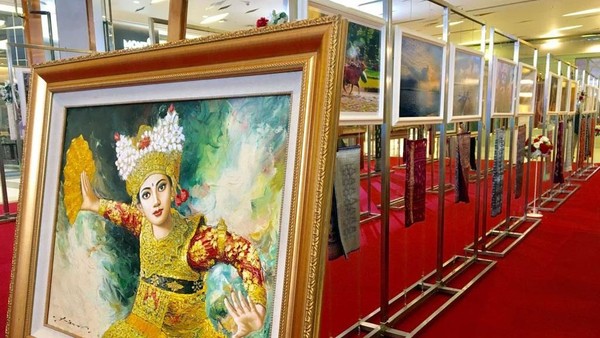 Keanekaragaman dan Keindahan Indonesia dalam Bingkai