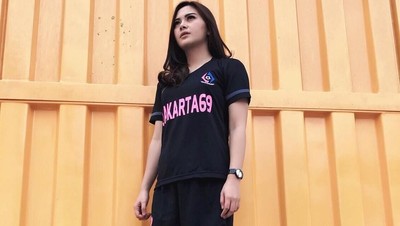 Intip Gaya Olahraga Violeta Mongi, Atlet Futsal Cantik Nan Jelita
