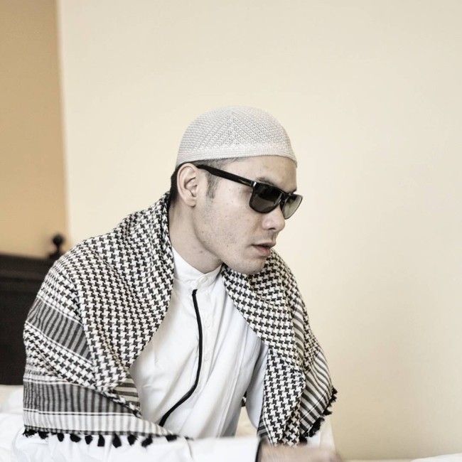 Ben Kasyafani juga pernah melaksanakan umroh bersama sang istri Nesyana Ayu Nabila. Saat umroh, ia berdoa memohon diberikan anak lagi, agar Sienna putrinya segera punya adik. Foto: Instagram