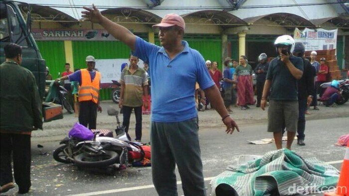 Truk Kontainer Tabrak Bikers di Mojokerto, Dua Orang Tewas