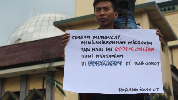 Demo Angkutan Online, Sopir Angkot di Garut Ancam Tak Bayar Retribusi