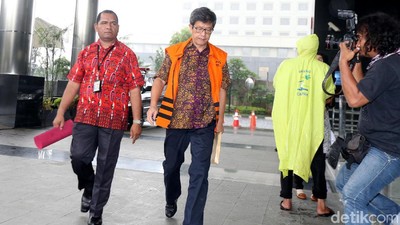Masa Tahanan Tersangka e-KTP Anang Sugiana Diperpanjang