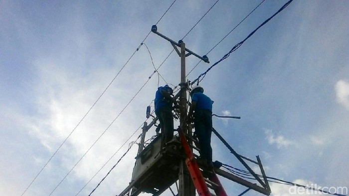 Cara PLN Jaga Pasokan Listrik Antisipasi Banjir Jakarta