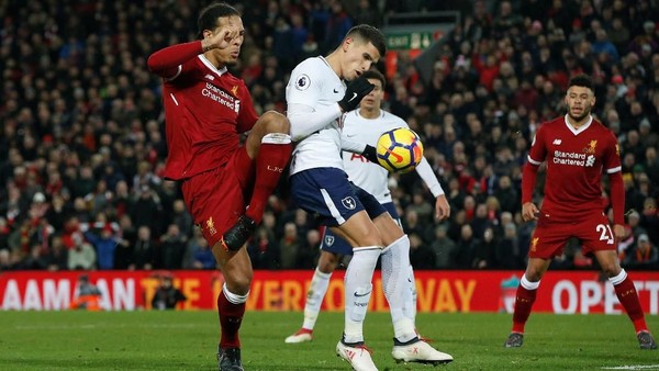Meme-meme Usai Laga Kontroversial Liverpool vs Spurs
