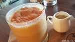 Lapar atau Pengin Ngopi? Kafe Ini Punya Pilihan Kopi dan Makanan Enak
