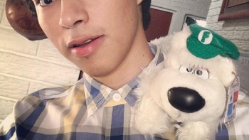 7. YouTuber Fernanfloo atau Luis Fernando Flores asal El Salvador adalah kreator konten bertemakan video gameplay. Saat ini, ia memiliki 26,3 juta subscriber. Foto: istimewa