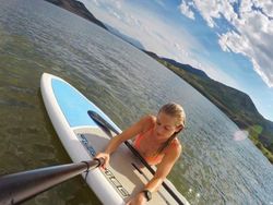 Mengintip Aksi Atlet Seksi Bintang Iklan GoPro