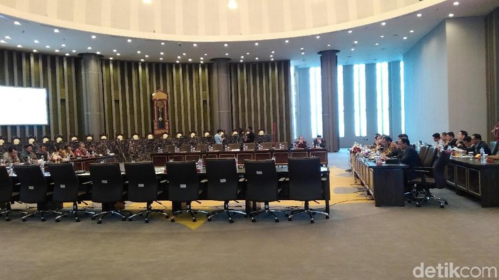 Rapat dengan MA, Komisi III Bahas Banyaknya Hakim yang  Di-OTT KPK