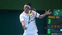Dengan sistem pertandingan best of three, dua wakil Indonesia lainnya malah tunduk di tangan Filipina.